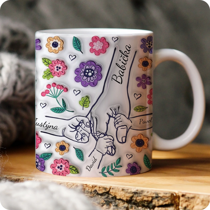 malý_bílý_babička_ruce